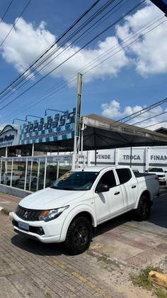 MITSUBISHI L200 TRITON 2.4 16V TURBO DIESEL OUTDOOR GLX CD 4X4 MANUAL